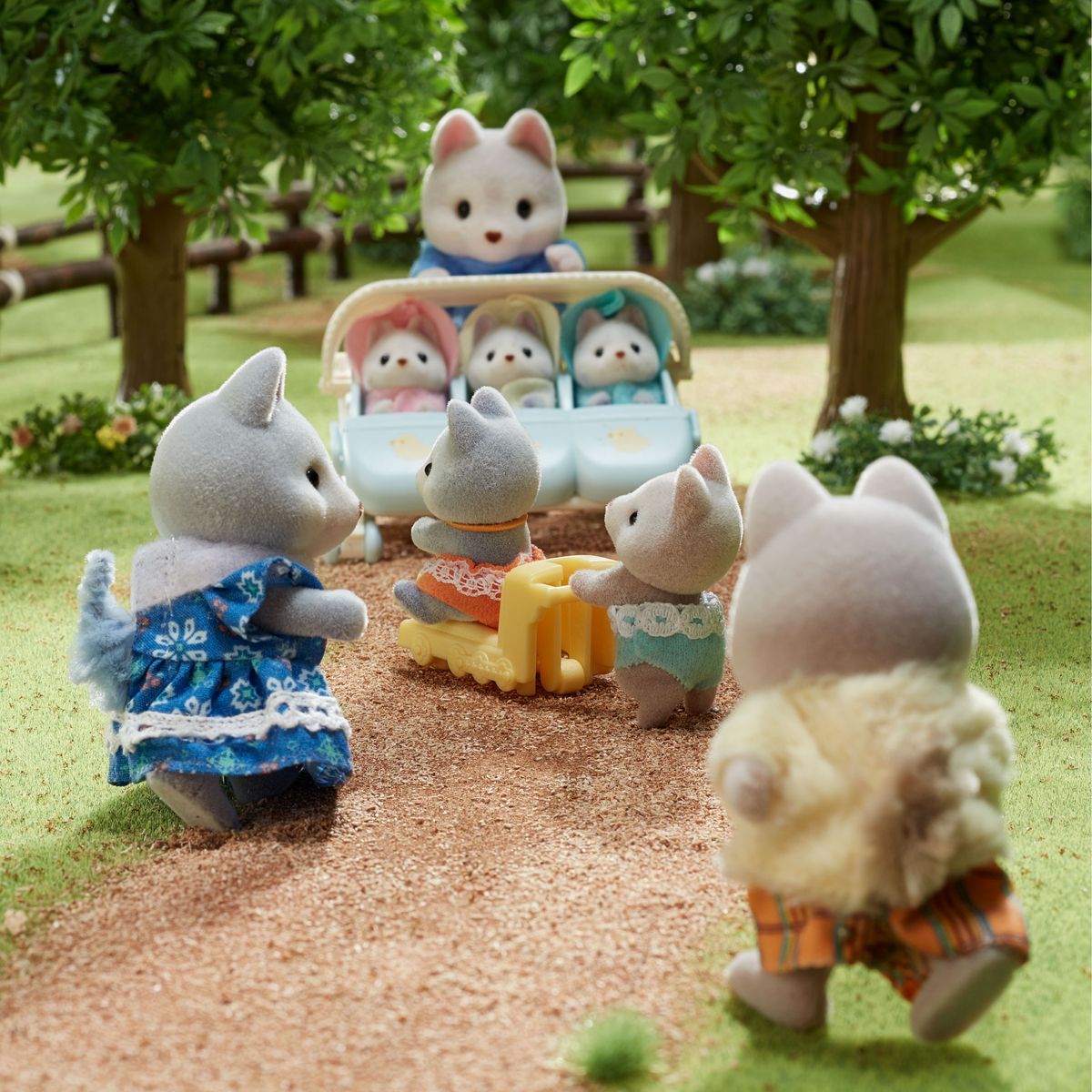 Sylvanian Families Tandemové kolo pro Husky sourozence