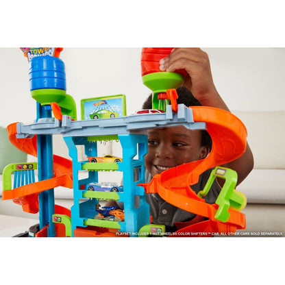Hot Wheels City Color Shifters automyčka se spirálou