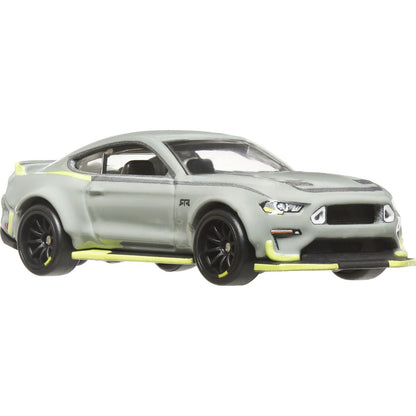 Mattel Hot Wheels prémiové auto velikáni Ford Mustang RTR