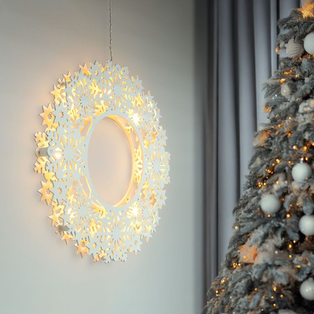 Solight LED dřevěný vánoční věnec, 10x LED, bílá, 30cm, časovač, 2x AA - Poškozený obal