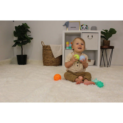 Infantino Míčky s texturami Super Soft 6 ks