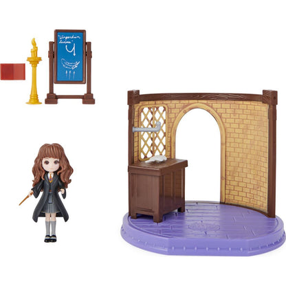 Harry Potter Učebna Kouzel s figurkou Hermiony