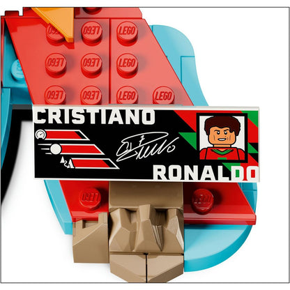 LEGO® Editions 43012 Cristiano Ronaldo - Hvězdné momenty fotbalu