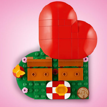 LEGO® Iconic 40711 Ježčí rande s piknikem