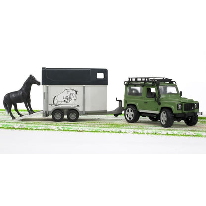 Bruder 02592 Land Rover + přepravník na koně