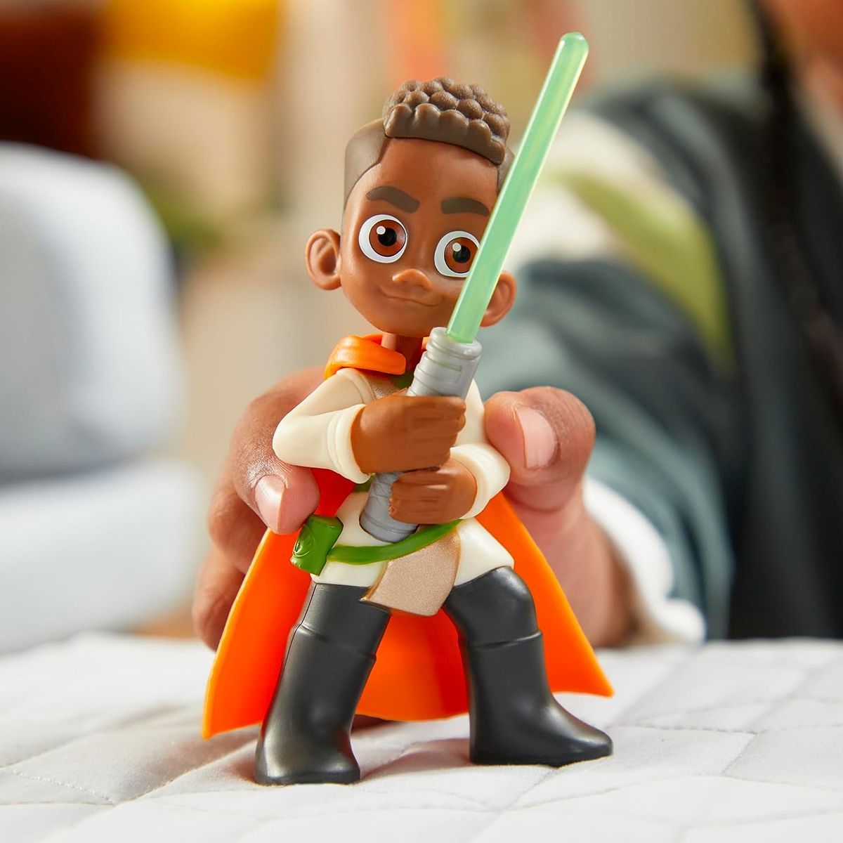 Hasbro Star Wars Young Jedi Adventures Duel Kai Brightstar vs. Taborr