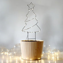 Solight LED venkovní dekorace vánoční stromeček, 85x LED, časovač, 68cm, 3x AA