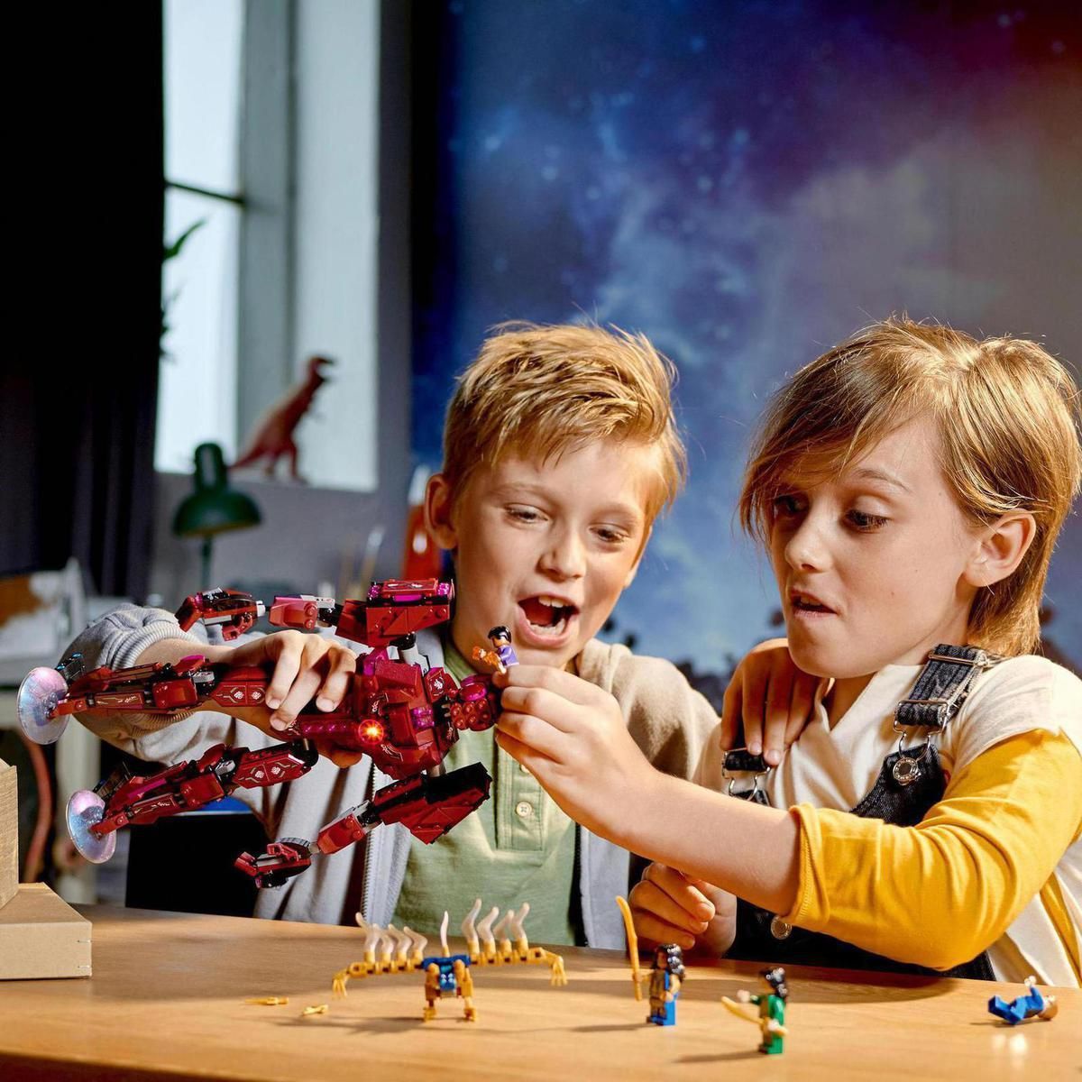 LEGO® Super Heroes 76155 Ve stínu Arishema