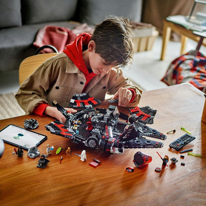 LEGO® Star Wars™ 75389 Temný Falcon - Poškozený obal