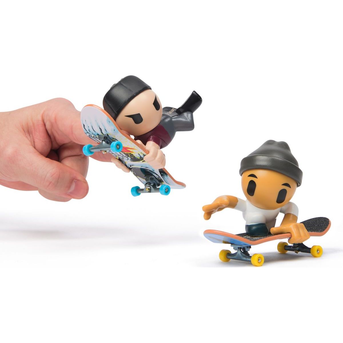 Tech Deck SK8 Crew fingerboard s figurkou Dvojbalení černá čepice a černá kšiltovka