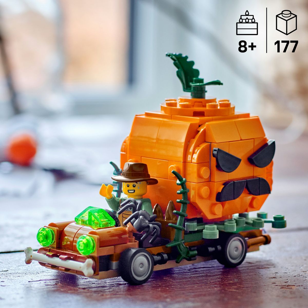 LEGO® Iconic 40822 Pick-up s halloweenskými dýněmi