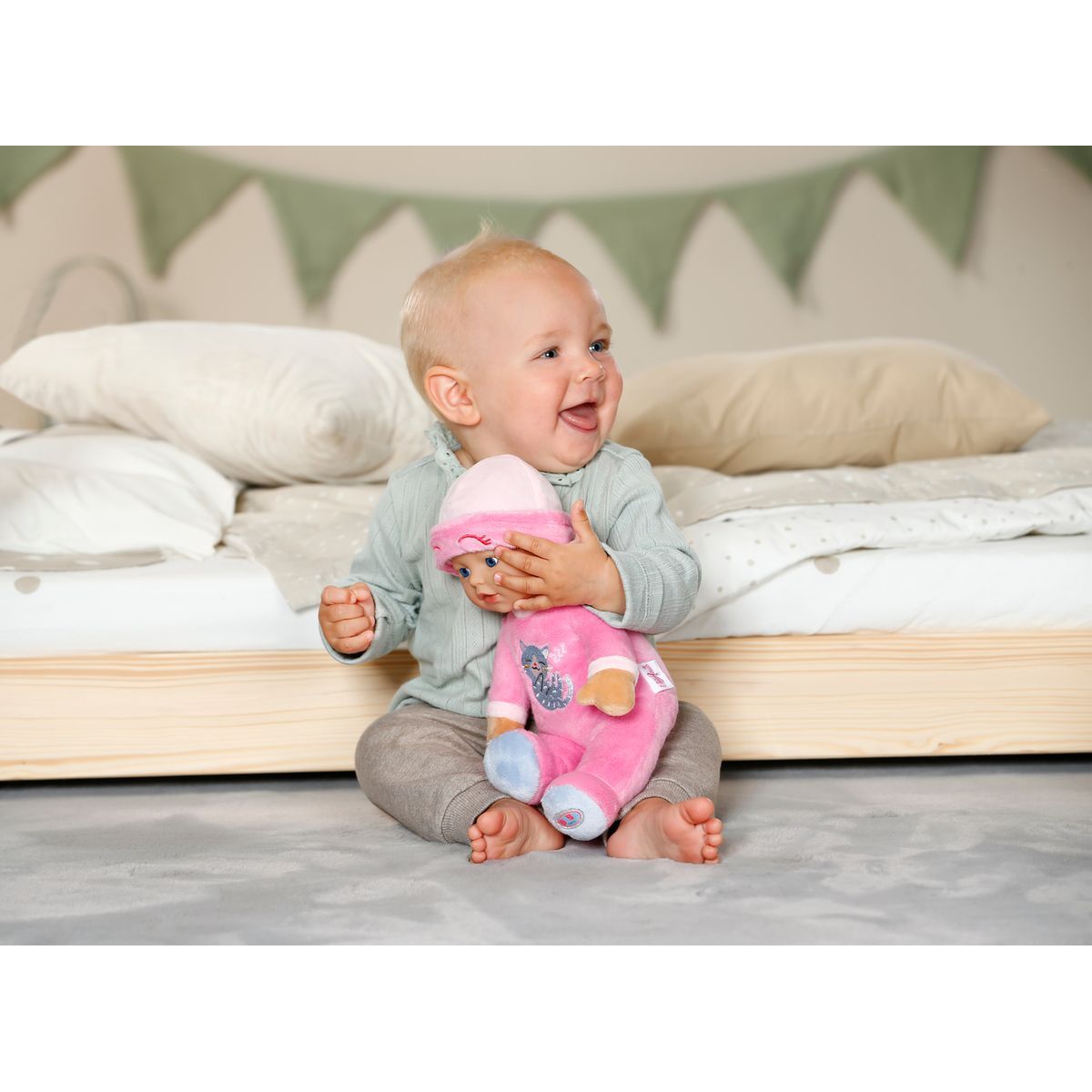 BABY born for babies Spinkáček tmavě růžový, s chrastítkem uvnitř 30 cm