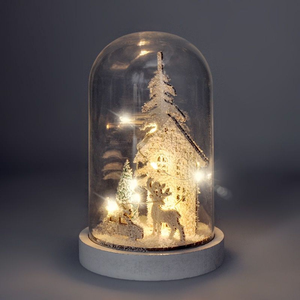 LED vánoční dekorace, zasněžená krajina s domkem, 18 cm, 10 x LED, 2 x AAA