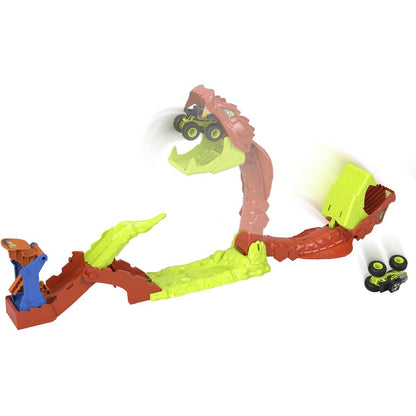 Hot Wheels Monster trucks Snake slam takedown