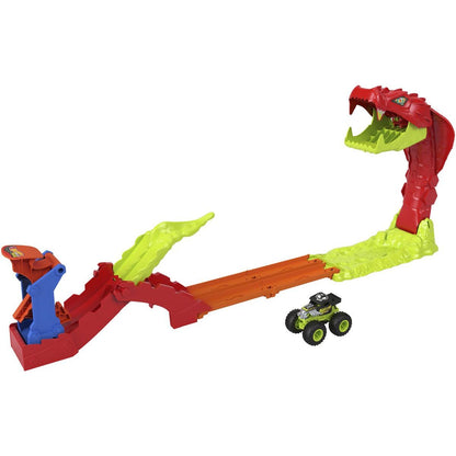 Hot Wheels Monster trucks Snake slam takedown