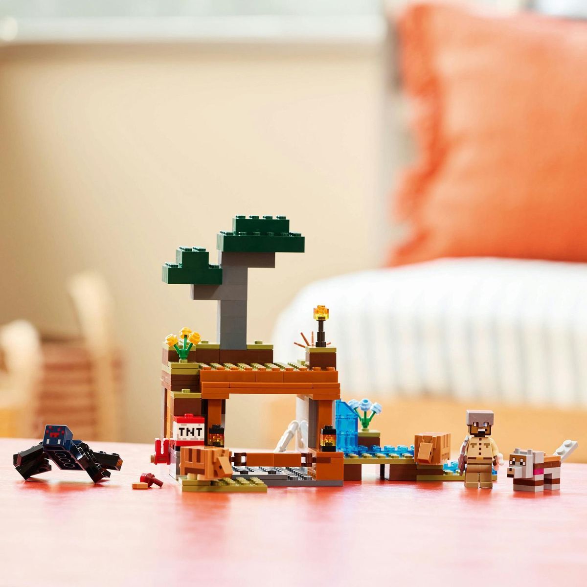 LEGO® Minecraft® 21269 Výprava do dolů a pásovec