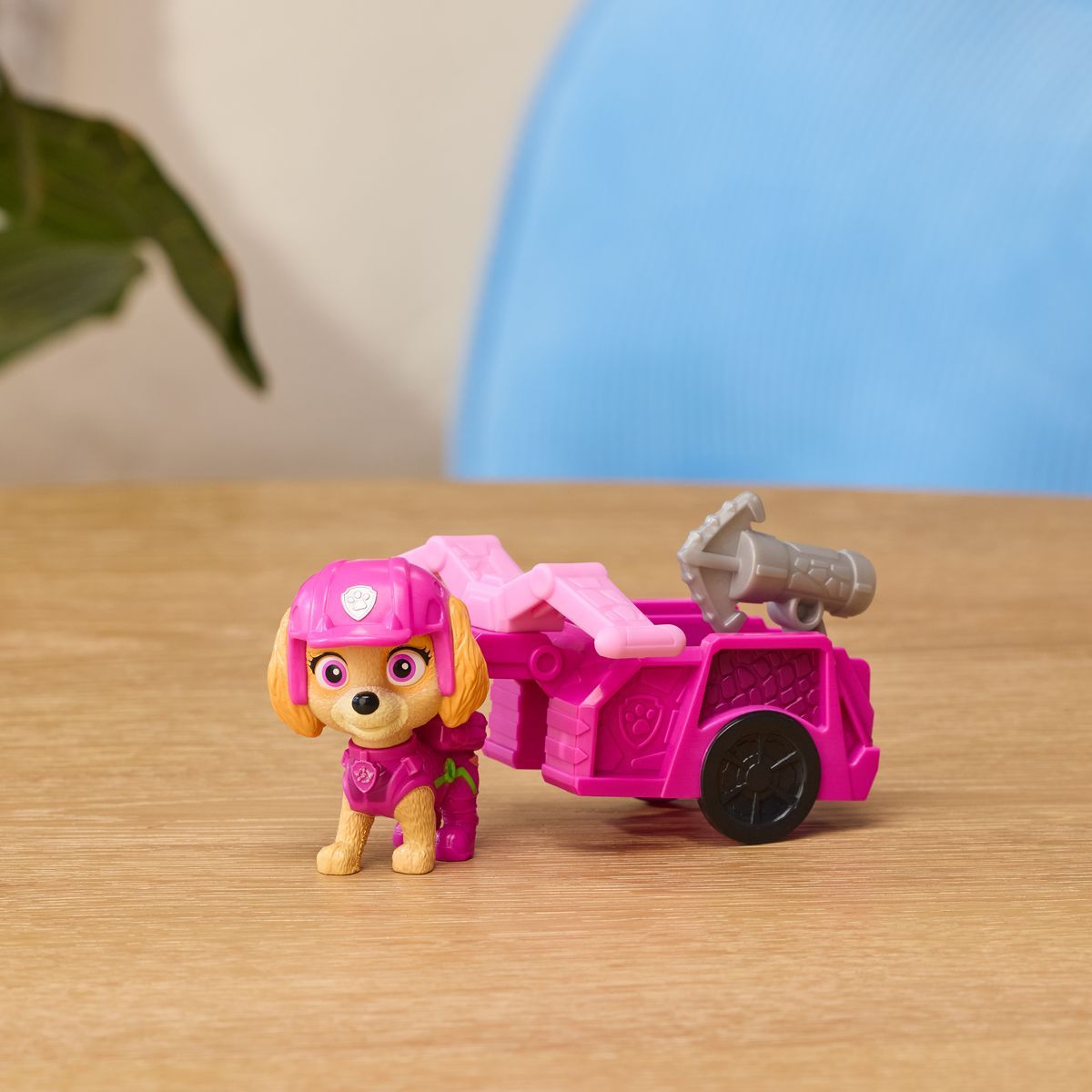 Spin Master Tlapková patrola Dino figurka s vozíkem Skye