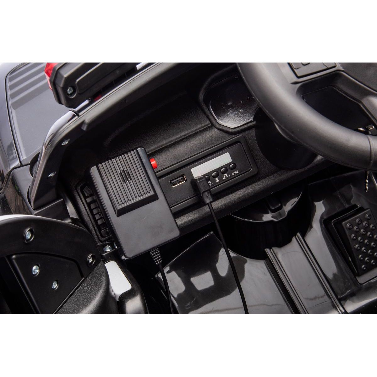 Sparkys Dětské elektrické policejní auto RAM 1500 RHO Super Truck + dálkový ovladač