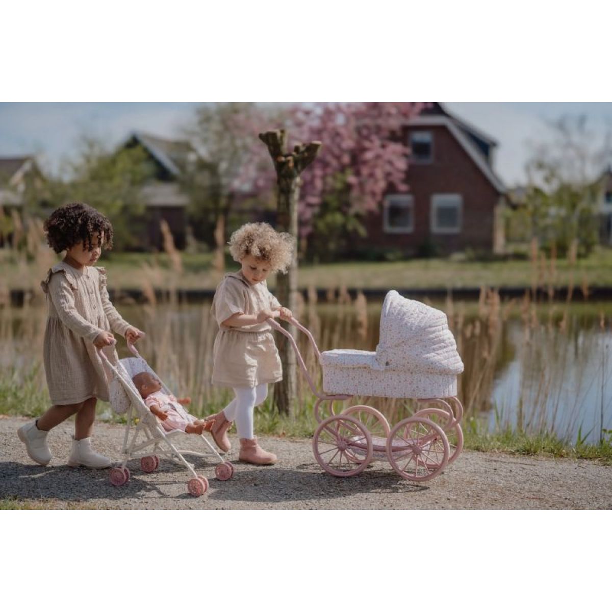Little Dutch Kočárek pro panenky golfky skládací Soft Flowers