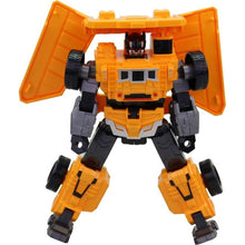 MaDe Robot s tranformací do sklápěčky